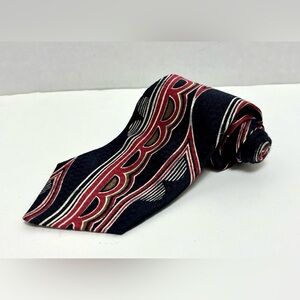 Tom James Men’s Abstract Geometric Wave Swirl Necktie Red Black White 100% Silk
